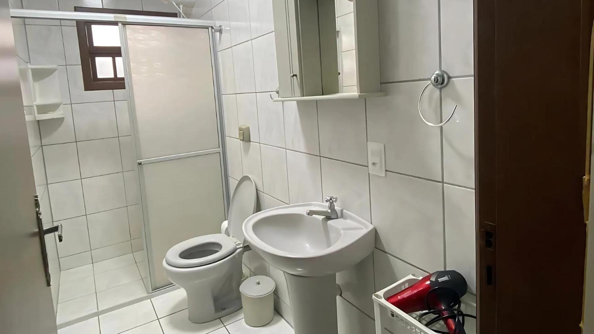 Casa Em Bombinhas Almeida E Moraes Perto Da Praia Bagian luar foto